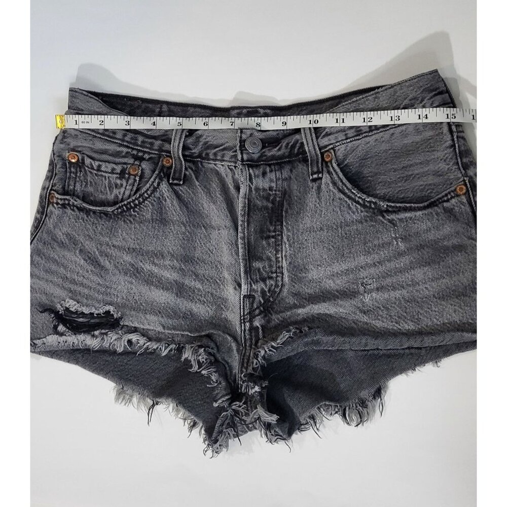 Levis 501 Womens Distressed Denim High-Waisted Button Fly Cutoff Shorts Size 28 - Picture 6 of 11